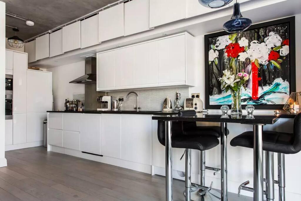 לונדון Canal-Side Apartment In Shoreditch מראה חיצוני תמונה